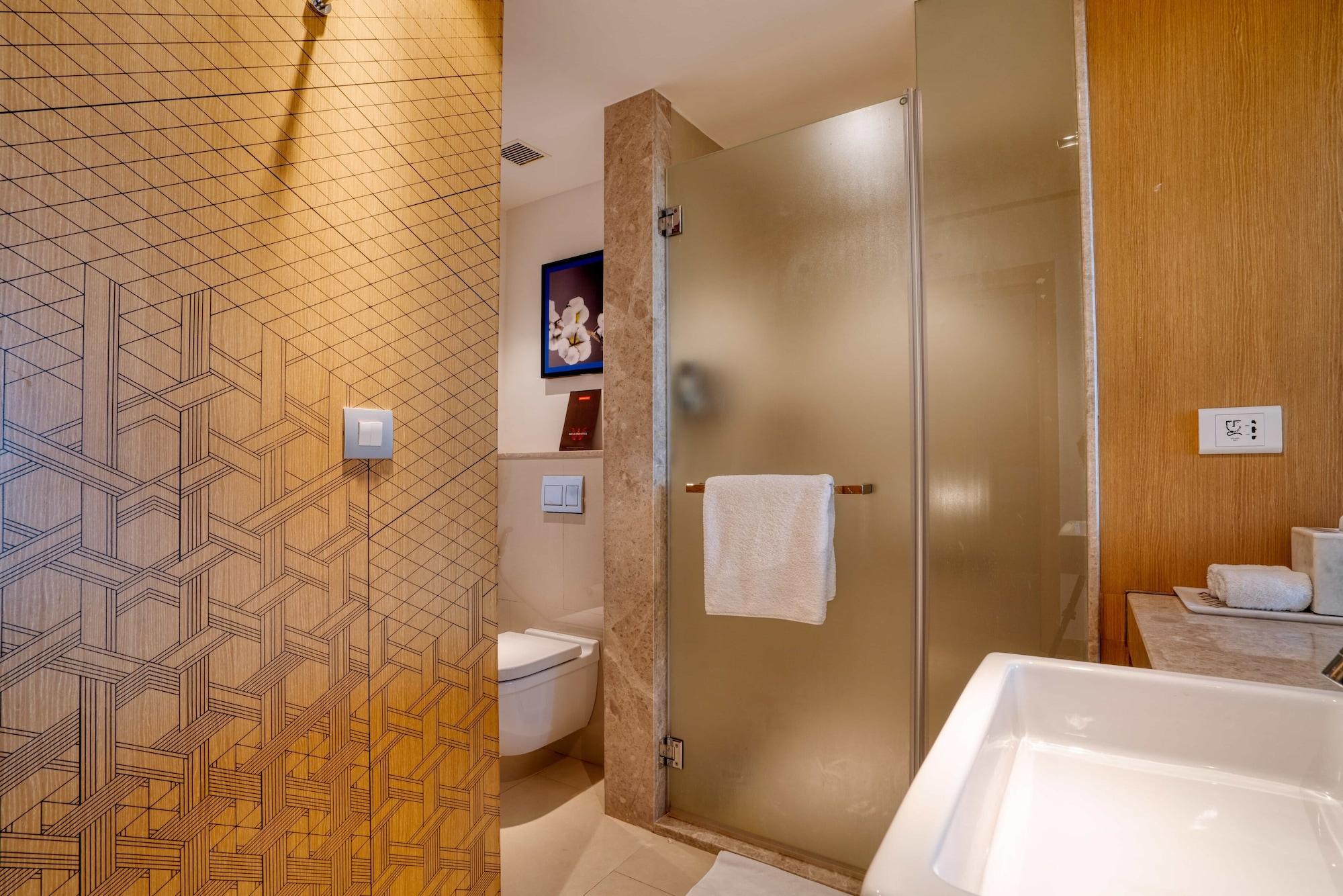 Welcomhotel By Itc Hotels, Racecourse, Coimbatore Dış mekan fotoğraf A shower enclosure